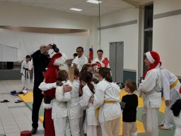 e420221217photoparcnoelnoelkarate 1329